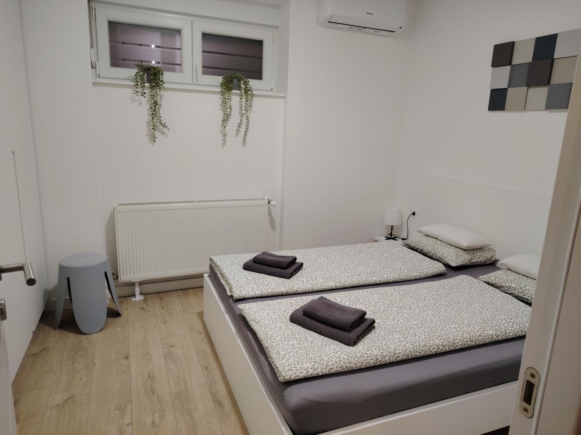 Apartman „Karolina” Nova Gradiska Bagian luar foto